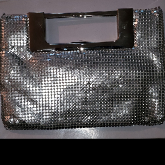 New Mihawk Silver Sequence Clutch - Picture 2 of 3